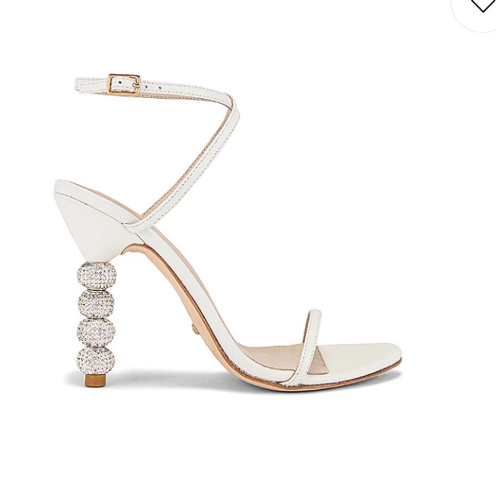 Ax Raye heel in white